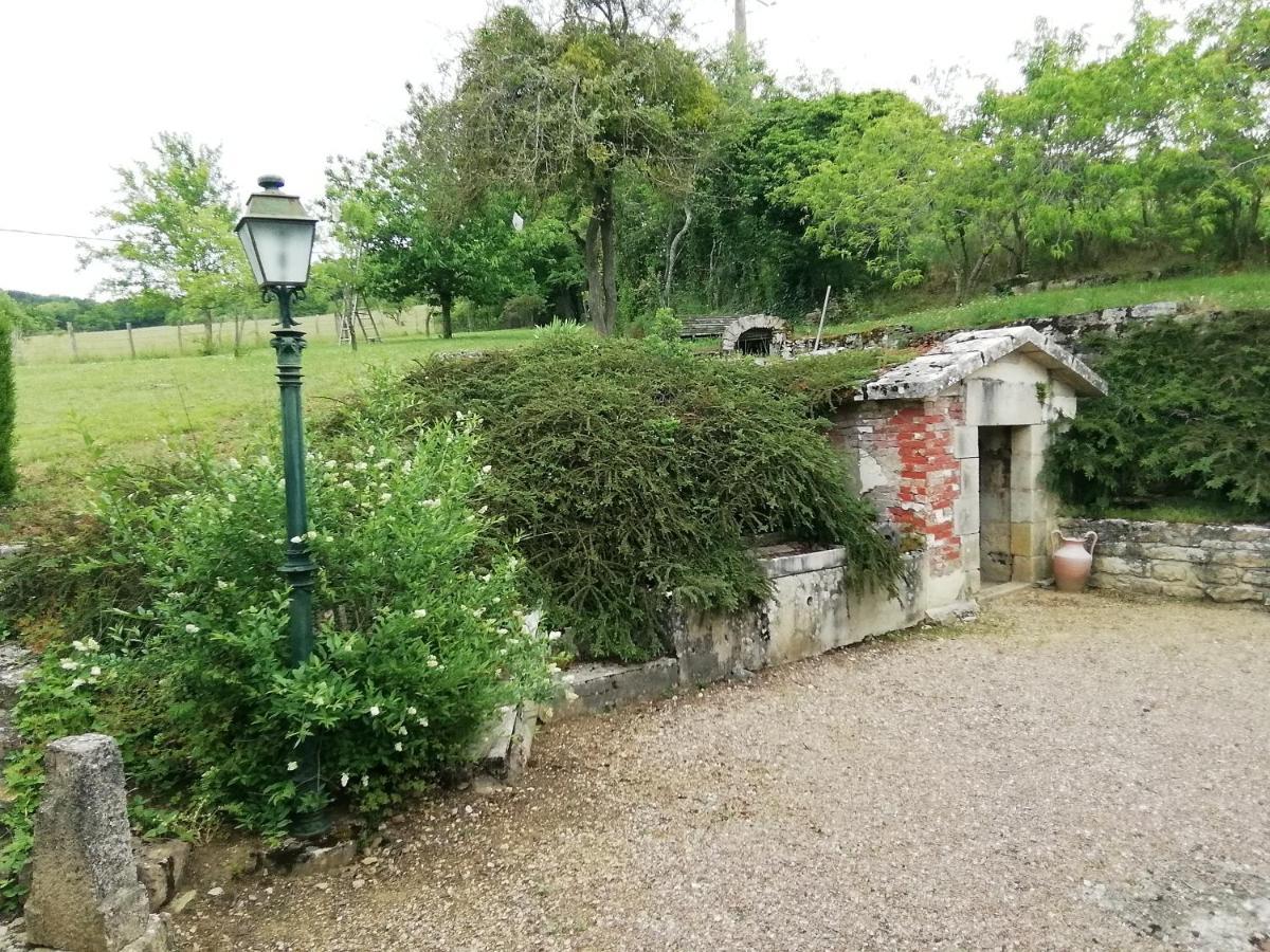Gite Ancien Lavoir Viserny Екстер'єр фото